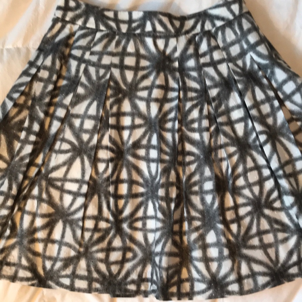 Club Monaco lined lightweight cotton full skirt